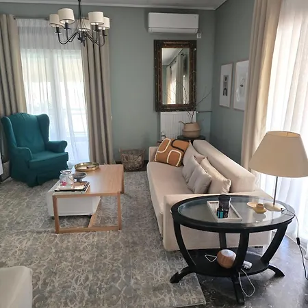 Apartment Large 1 Bedroom Penthouse With Large Terrace Athens